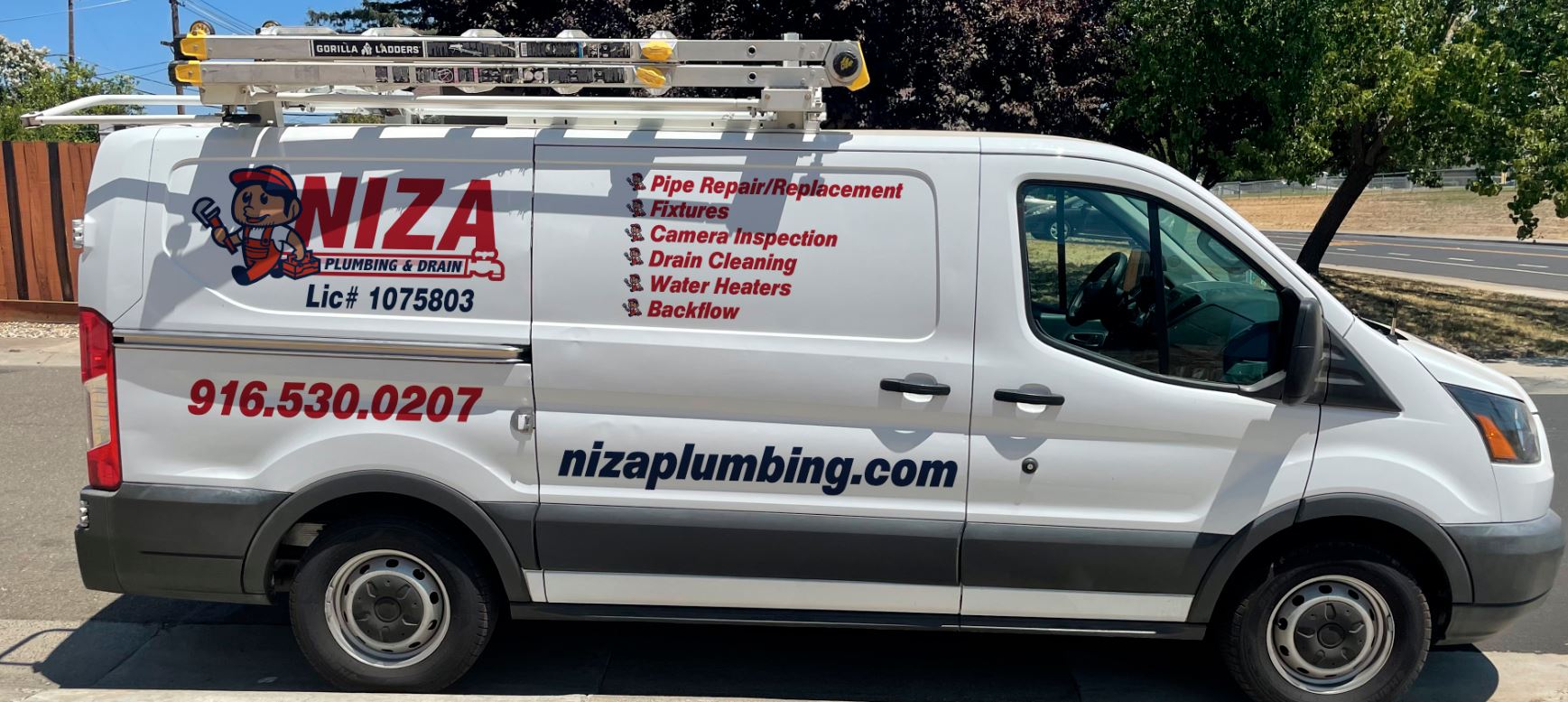 Niza Plumbing and Drain Service Van